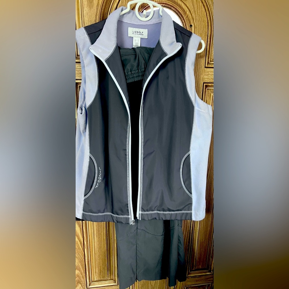 Liz Claiborne Golf Ladies Size XL Performance set Lavender& Gray Zip.